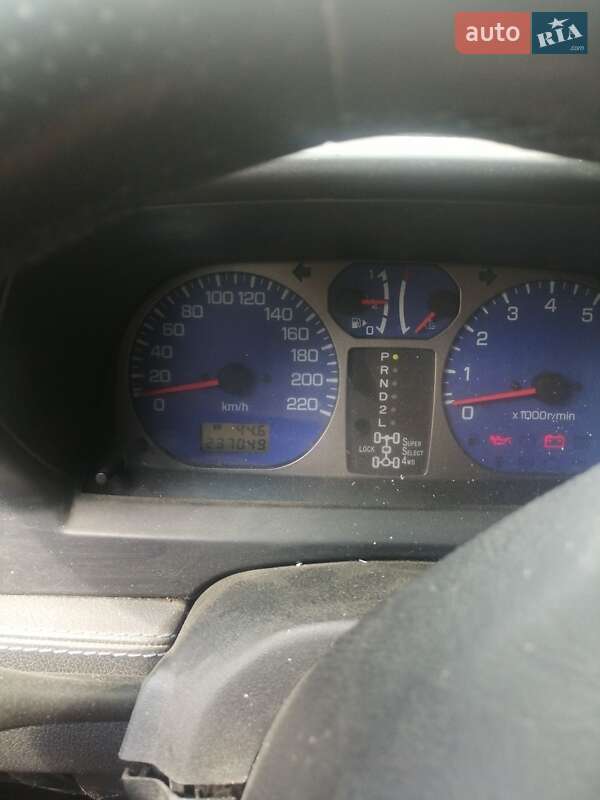 Позашляховик / Кросовер Mitsubishi Pajero Pinin 2000 в Дніпрі