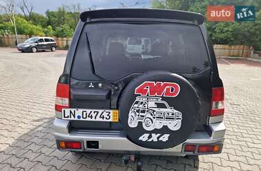 Позашляховик / Кросовер Mitsubishi Pajero Pinin 2005 в 