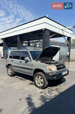 Внедорожник / Кроссовер Mitsubishi Pajero Pinin 2001 в Киеве