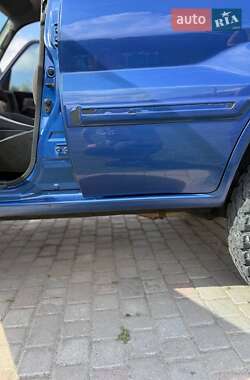 Внедорожник / Кроссовер Mitsubishi Pajero Pinin 2001 в 