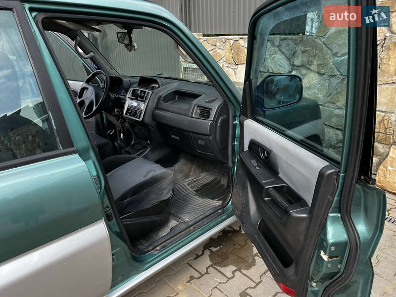 Позашляховик / Кросовер Mitsubishi Pajero Pinin 2002 в Рівному