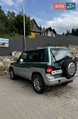 Внедорожник / Кроссовер Mitsubishi Pajero Pinin 2002 в 