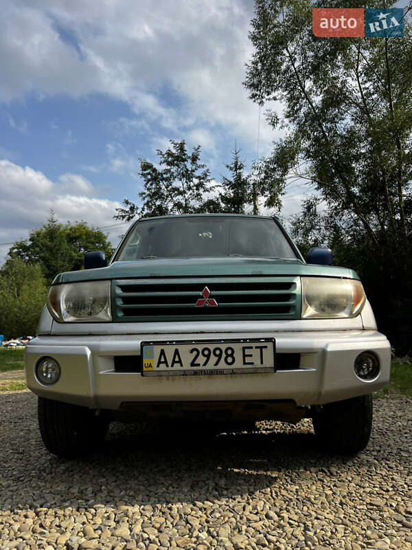 Позашляховик / Кросовер Mitsubishi Pajero Pinin 2002 в Рівному