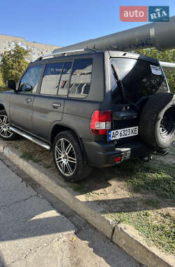 Внедорожник / Кроссовер Mitsubishi Pajero Pinin 2002 в 