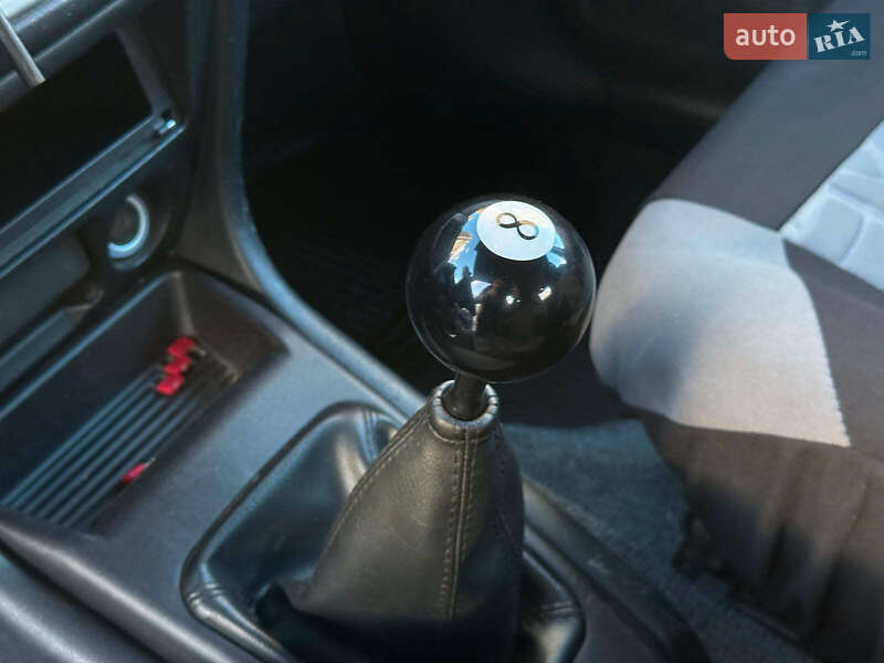 Внедорожник / Кроссовер Mitsubishi Pajero Pinin 2003 в Одессе