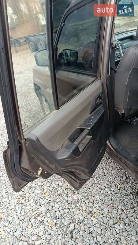 Позашляховик / Кросовер Mitsubishi Pajero Pinin 2002 в Вінниці