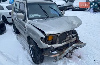 Позашляховик / Кросовер Mitsubishi Pajero Pinin 2003 в Дніпрі