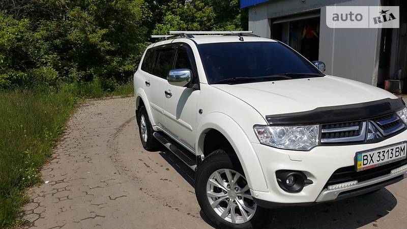 Mitsubishi Pajero Sport 2013 года