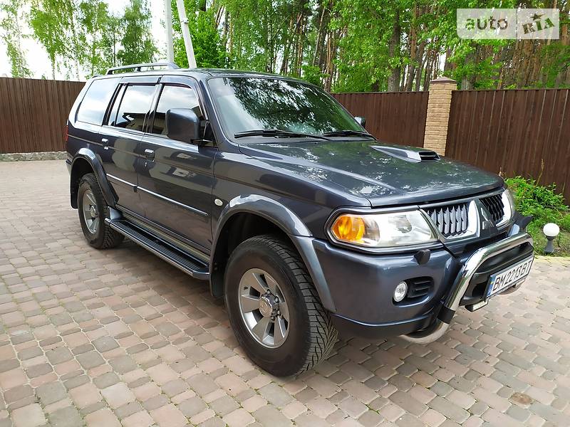 Mitsubishi pajero sport 2009