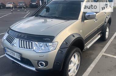 Внедорожник / Кроссовер Mitsubishi Pajero Sport 2010 в Одессе