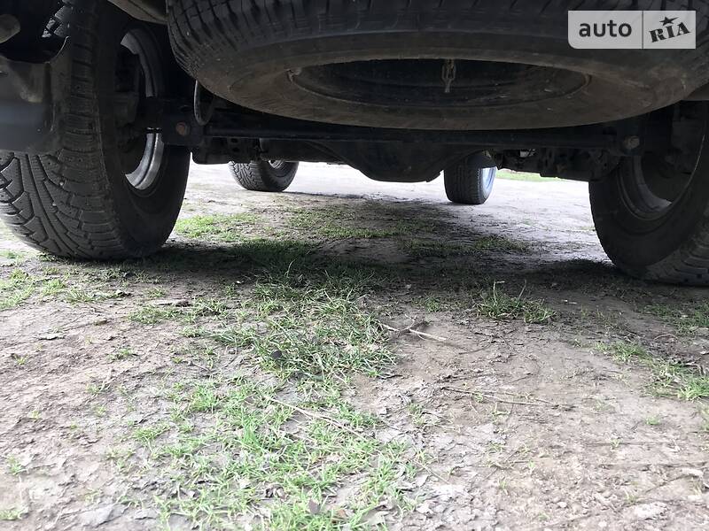 Позашляховик / Кросовер Mitsubishi Pajero Sport 2013 в Одесі