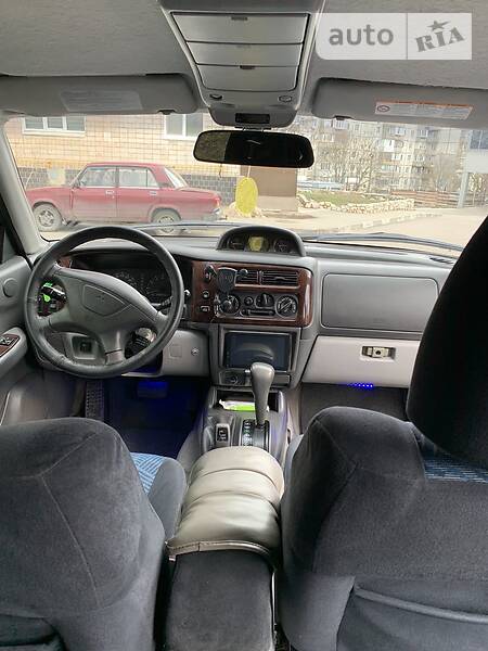 Позашляховик / Кросовер Mitsubishi Pajero Sport 2001 в Обухові