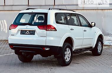 Внедорожник / Кроссовер Mitsubishi Pajero Sport 2014 в Одессе