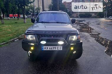 Внедорожник / Кроссовер Mitsubishi Pajero Sport 2001 в Харькове