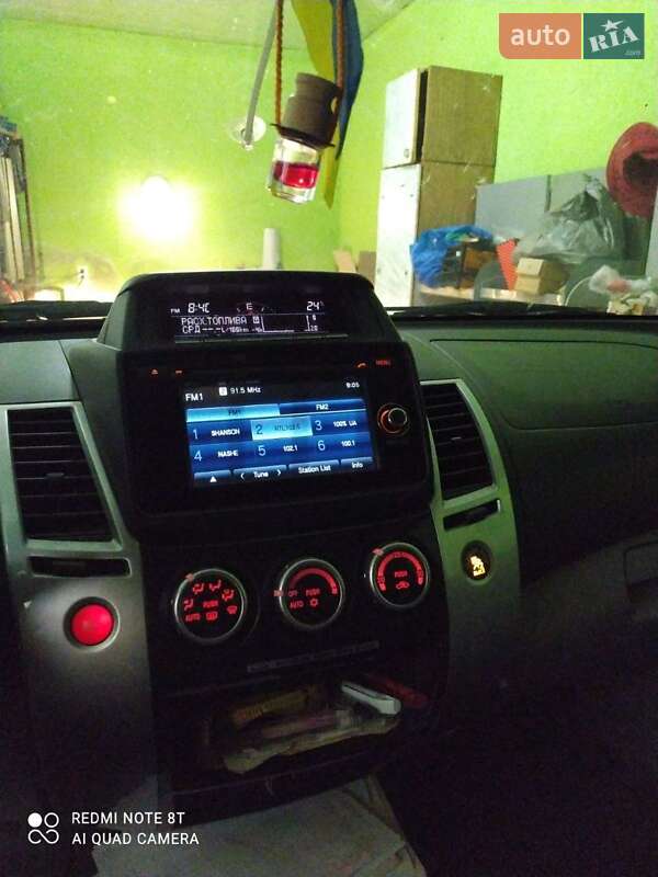 Минивэн Mitsubishi Pajero Sport 2014 в Николаеве