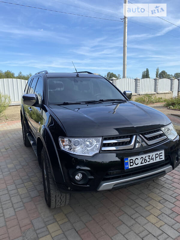 Mitsubishi Pajero Sport