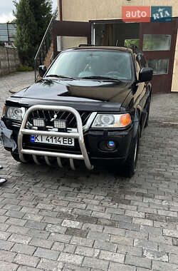 Позашляховик / Кросовер Mitsubishi Pajero Sport 2008 в 