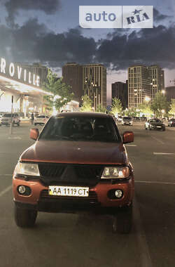 Внедорожник / Кроссовер Mitsubishi Pajero Sport 2007 в Киеве