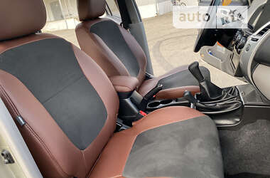 Внедорожник / Кроссовер Mitsubishi Pajero Sport 2011 в 