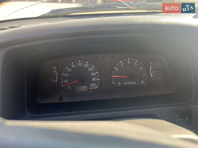 Внедорожник / Кроссовер Mitsubishi Pajero Sport 2003 в Володарке