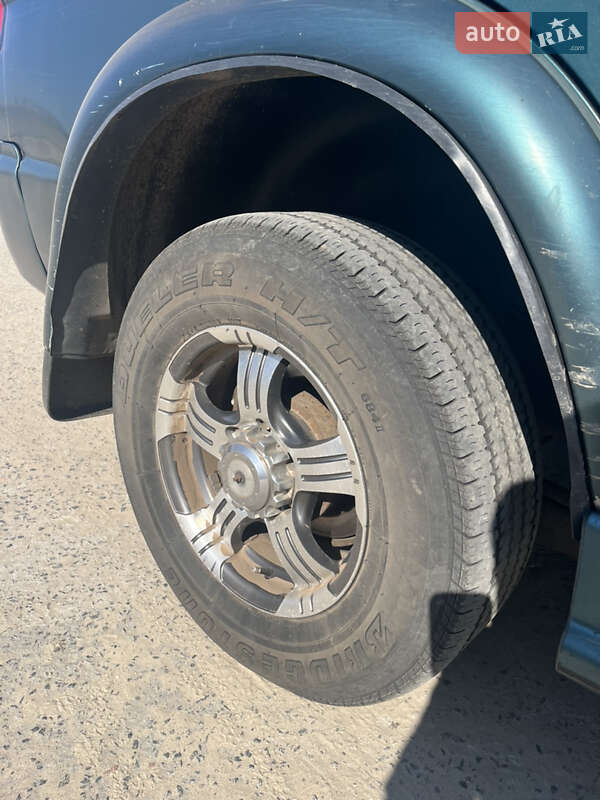 Внедорожник / Кроссовер Mitsubishi Pajero Sport 2003 в Володарке