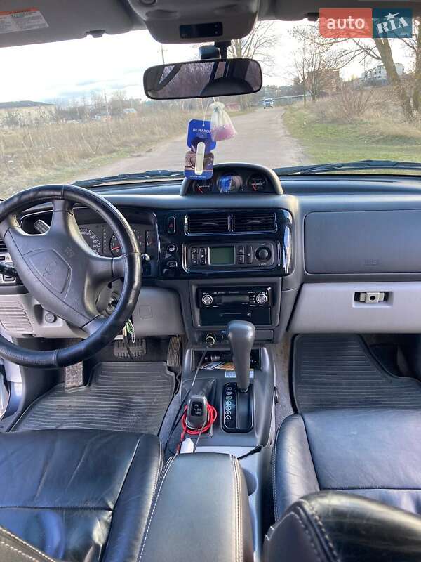 Внедорожник / Кроссовер Mitsubishi Pajero Sport 2005 в Козельце