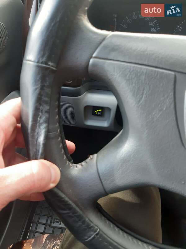 Внедорожник / Кроссовер Mitsubishi Pajero Sport 2004 в Лебедине