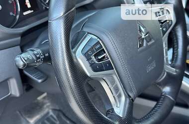 Внедорожник / Кроссовер Mitsubishi Pajero Sport 2017 в Днепре