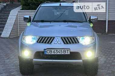 Внедорожник / Кроссовер Mitsubishi Pajero Sport 2010 в Прилуках