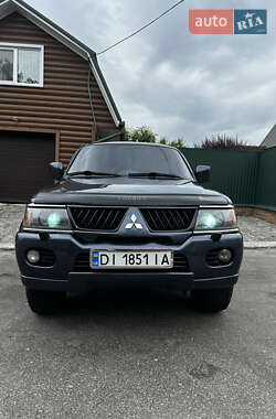 Внедорожник / Кроссовер Mitsubishi Pajero Sport 2007 в 