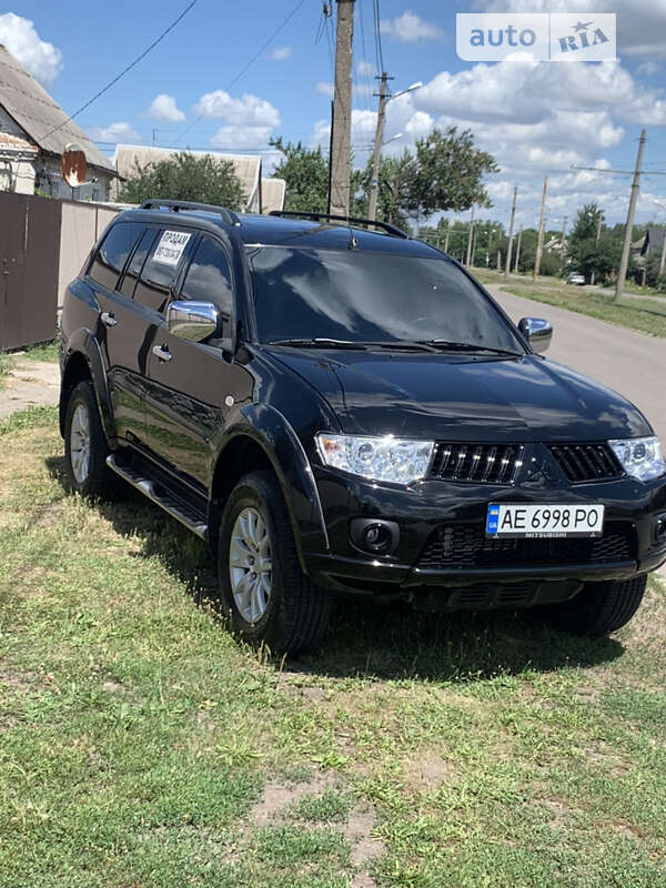 Позашляховик / Кросовер Mitsubishi Pajero Sport 2012 в Дніпрі