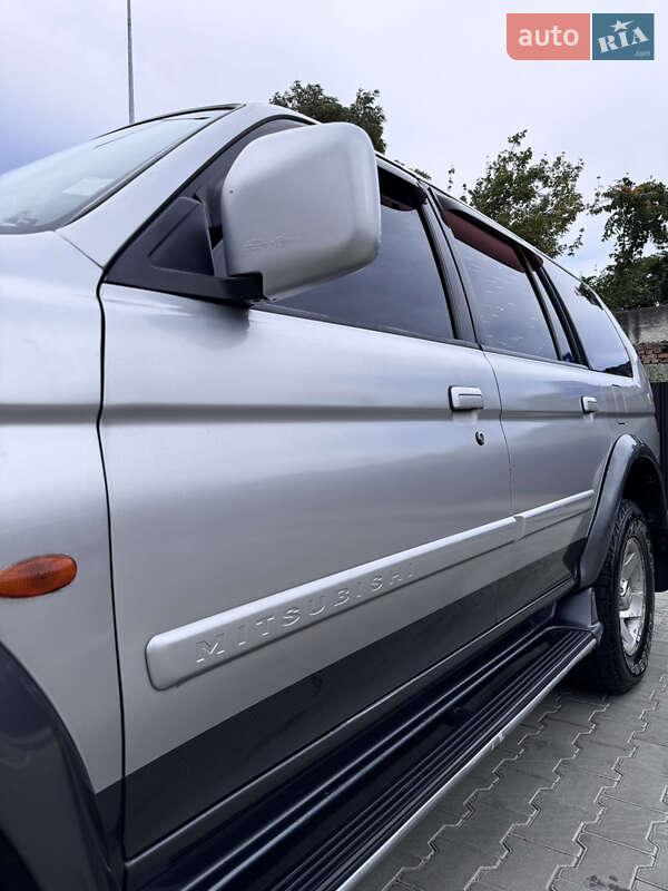 Позашляховик / Кросовер Mitsubishi Pajero Sport 2002 в Одесі