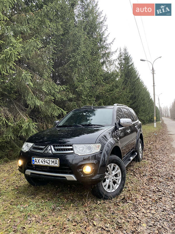 Позашляховик / Кросовер Mitsubishi Pajero Sport 2013 в Умані фото 5 Позашляховик / Кросовер Mitsubishi Pajero Sport 2013 в Умані