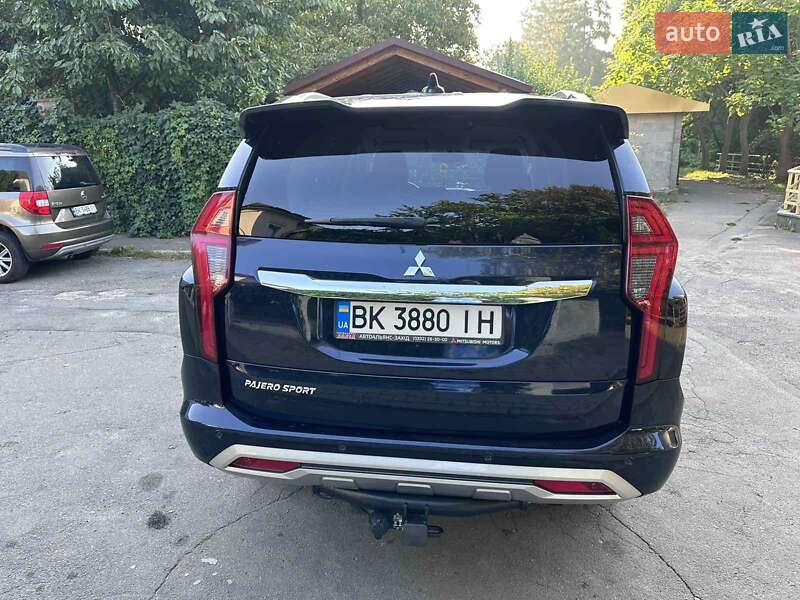 Внедорожник / Кроссовер Mitsubishi Pajero Sport 2021 в Ровно