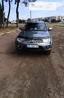 Позашляховик / Кросовер Mitsubishi Pajero Sport 2014 в Лебедині