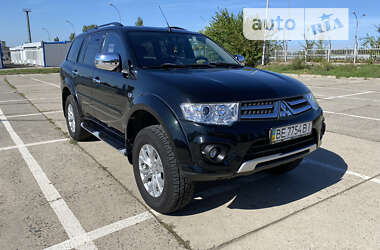 Внедорожник / Кроссовер Mitsubishi Pajero Sport 2013 в Южноукраинске