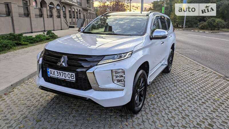 Внедорожник / Кроссовер Mitsubishi Pajero Sport 2021 в Харькове