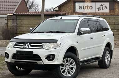 Внедорожник / Кроссовер Mitsubishi Pajero Sport 2014 в Каменском