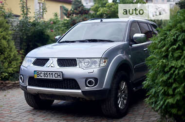 Внедорожник / Кроссовер Mitsubishi Pajero Sport 2010 в Львове