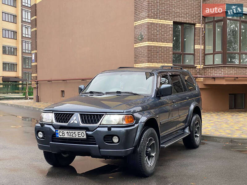 Позашляховик / Кросовер Mitsubishi Pajero Sport 2008 в Чернігові