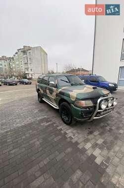 Внедорожник / Кроссовер Mitsubishi Pajero Sport 2005 в Дубно