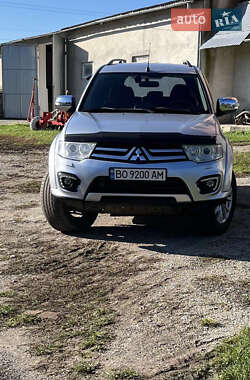 Позашляховик / Кросовер Mitsubishi Pajero Sport 2014 в Тернополі