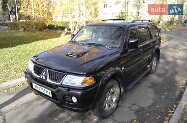 Внедорожник / Кроссовер Mitsubishi Pajero Sport 2005 в Киеве