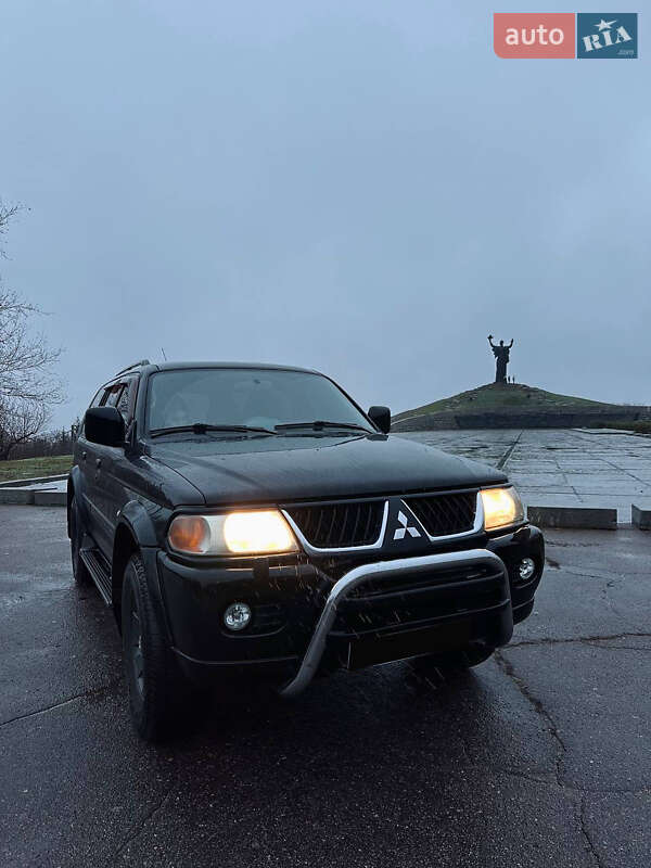 Mitsubishi Pajero Sport 2006