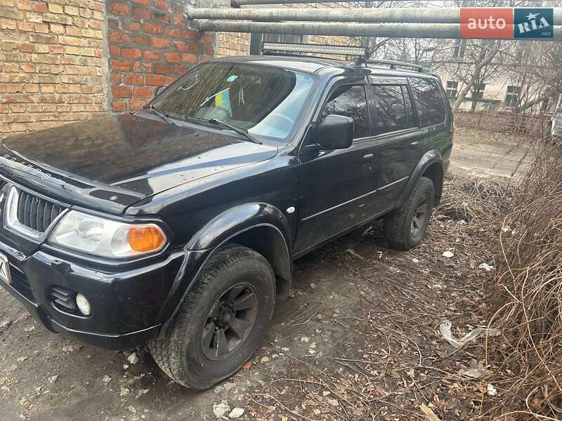 Позашляховик / Кросовер Mitsubishi Pajero Sport 2008 в Броварах