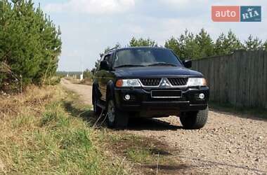 Позашляховик / Кросовер Mitsubishi Pajero Sport 2008 в Києві