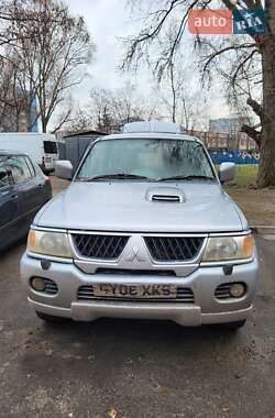 Позашляховик / Кросовер Mitsubishi Pajero Sport 2006 в Києві