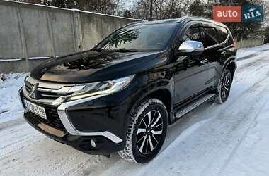 Mitsubishi Pajero Sport 2017