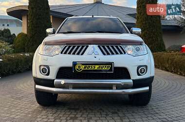 Позашляховик / Кросовер Mitsubishi Pajero Sport 2012 в Львові