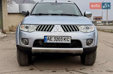 Позашляховик / Кросовер Mitsubishi Pajero Sport 2011 в Кам'янському